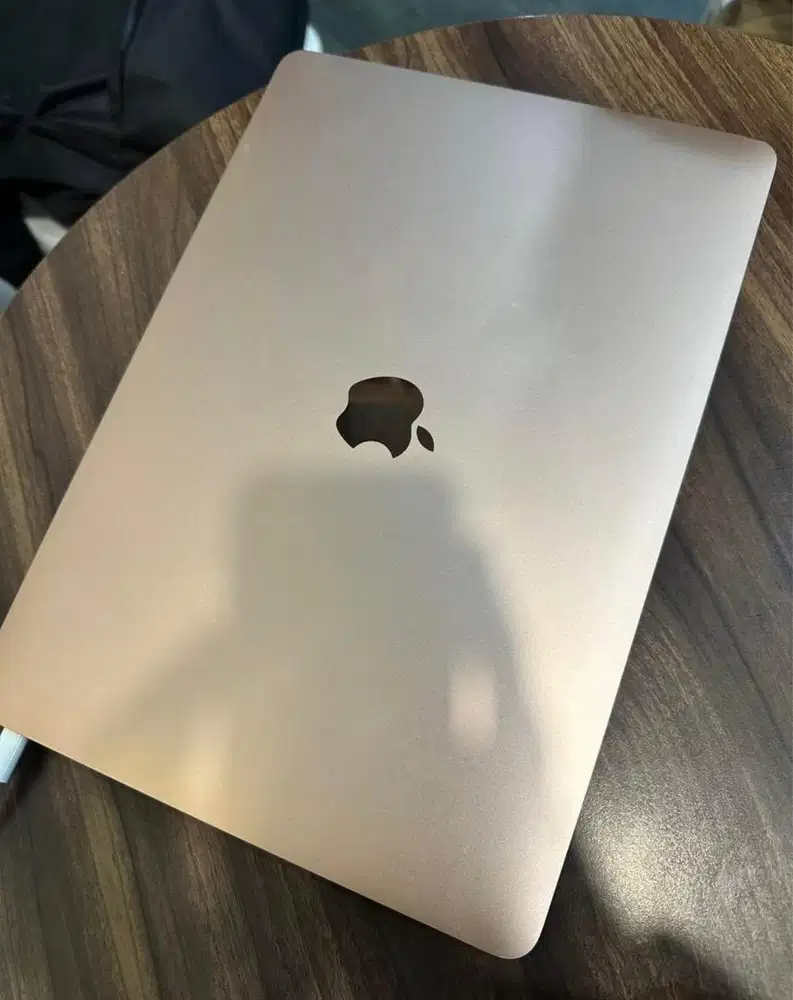 Jual cepat macbook Air M1 2020