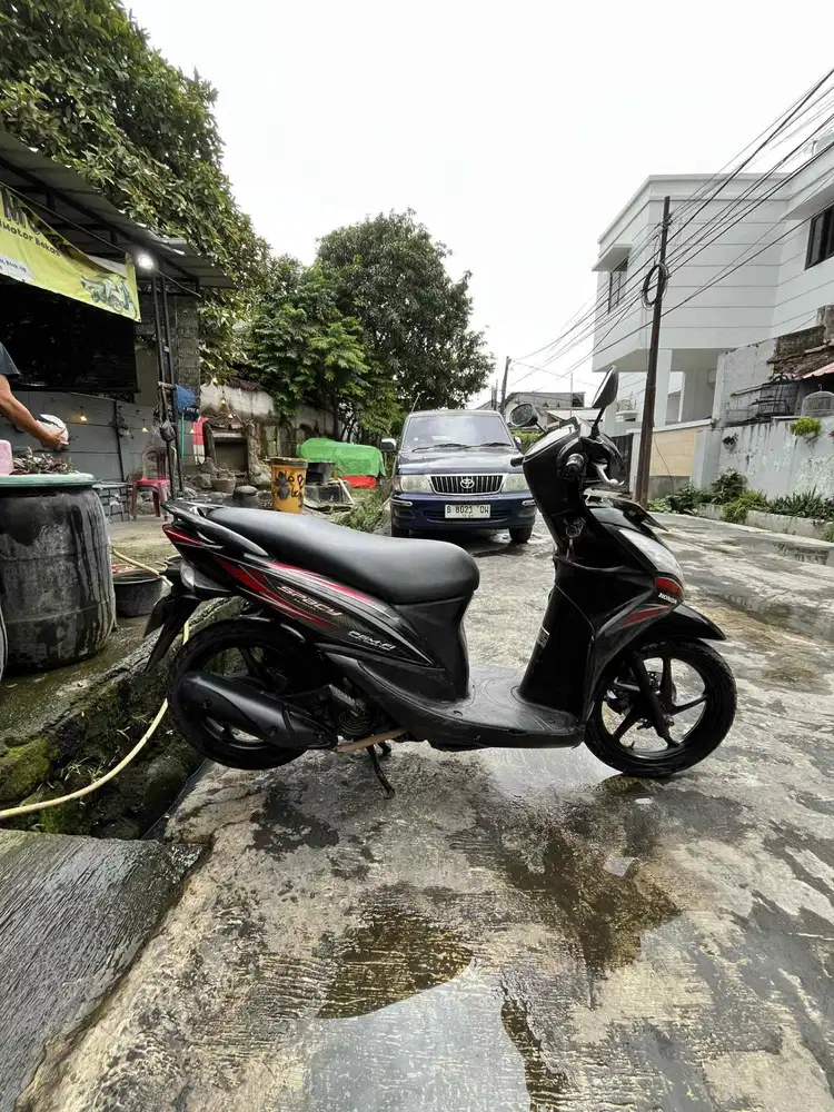 HONDA SPACY KARBU 2011