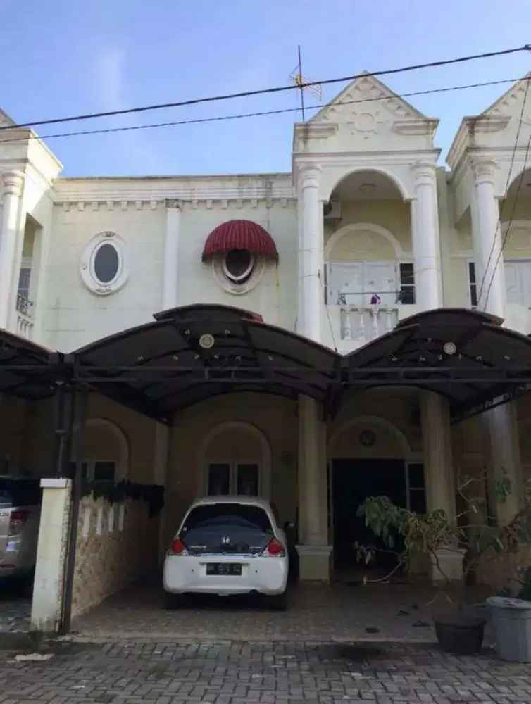 Disewakan Rumah Beserta Perabotan di Komplek Johor Regency Blok B No 8