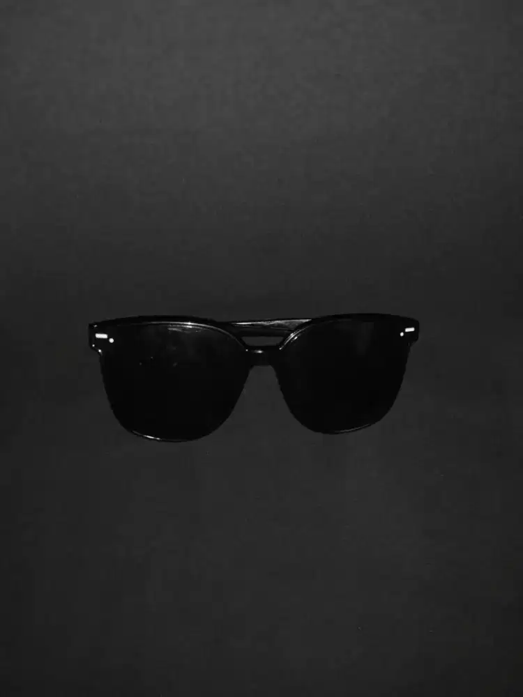 Kacamata Hitam Fashion Korea bingkai penuh dan lebar