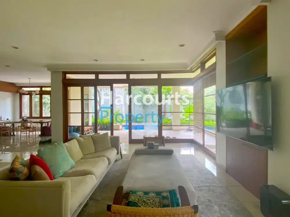 DIJUAL Rumah di kawasan kemang Jaya Jakarta Selatan