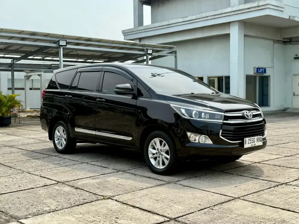 Toyota Innova V 2.4 AT. Tahun 2018. Hitam. Perfect cond