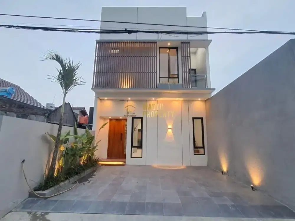 RUMAH 2 LANTAI SIAP HUNI DEKAT KAMPUS SANATA DHARMA