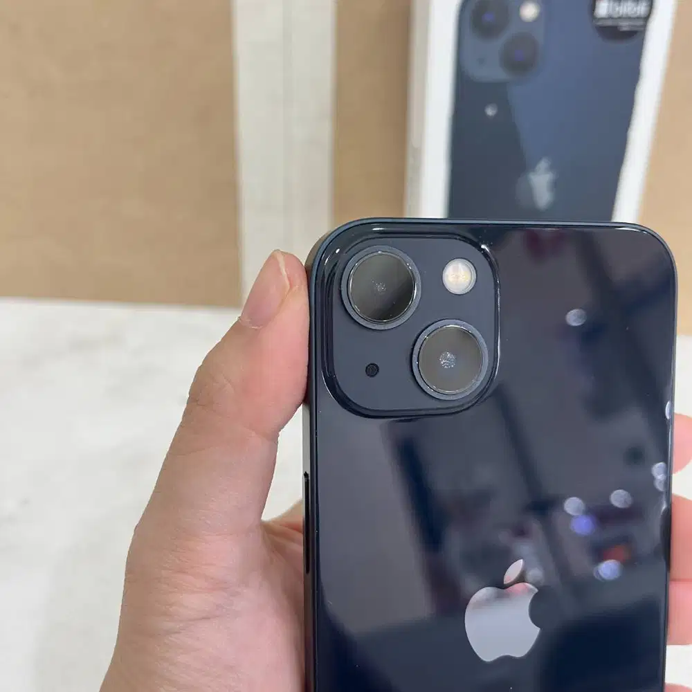 iPhone 13 128GB Midnight Fullset resmi garansi ON