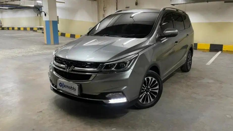 Like New TDP 11JT - Wuling Cortez 1.5 LT Lux Bensin-AT 2022 Abu