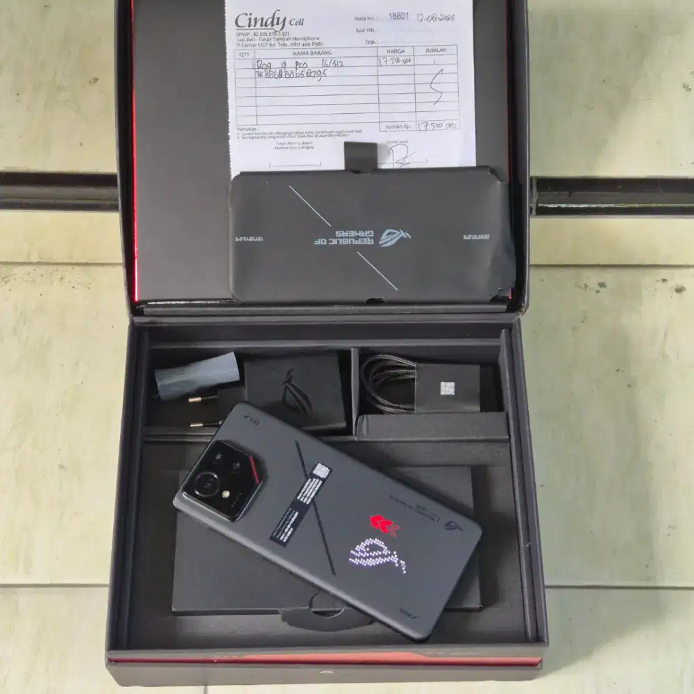 rog phone 9 pro 16/512gb like new garansi Agustus 2026