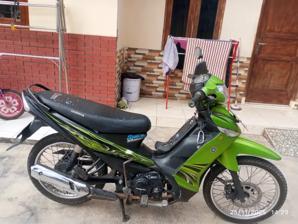 Vega ZR 2011 orisinil pajak jakarta