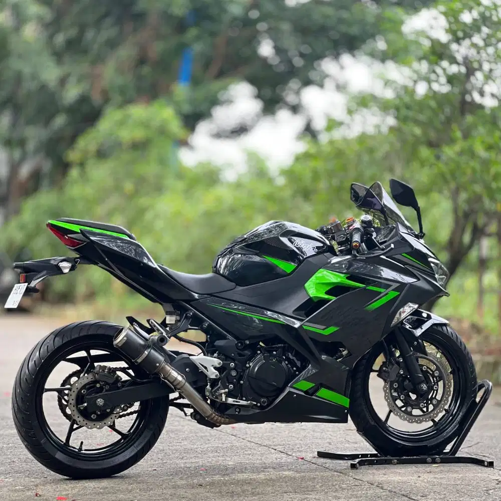 KM LOW! KAWASAKI NEW NINJA 250 FI MDP KEYLESS HITAM 2019 PAJAK ON