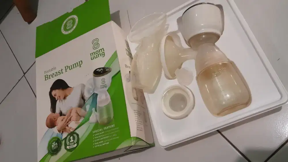 Dijual pompa asi merk MOM UUNG