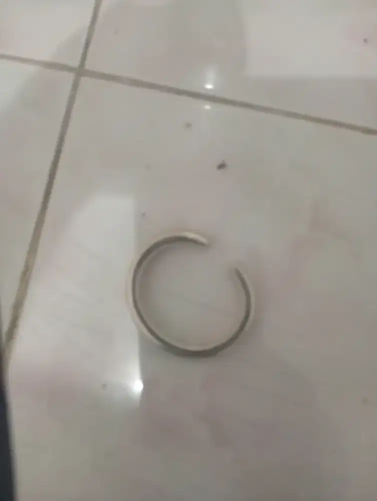 Jual gelang kuno bagi yang berminat barang kuno