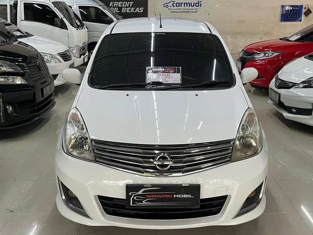 Nissan Grand livina 2013 Bensin