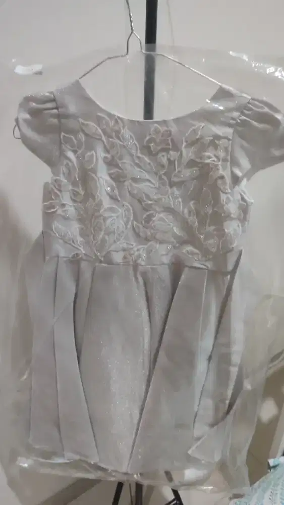 Gaun anak usia 4-6 tahun