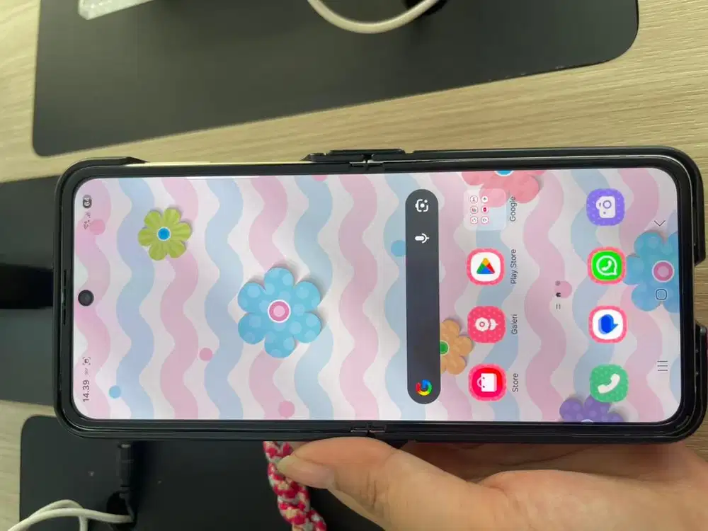 Z flip 3 mulus lengkap