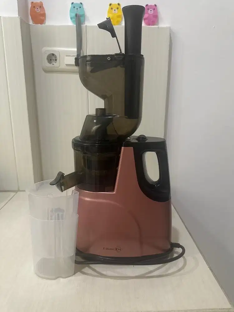 Blender Jus 180watt no minus merek unig