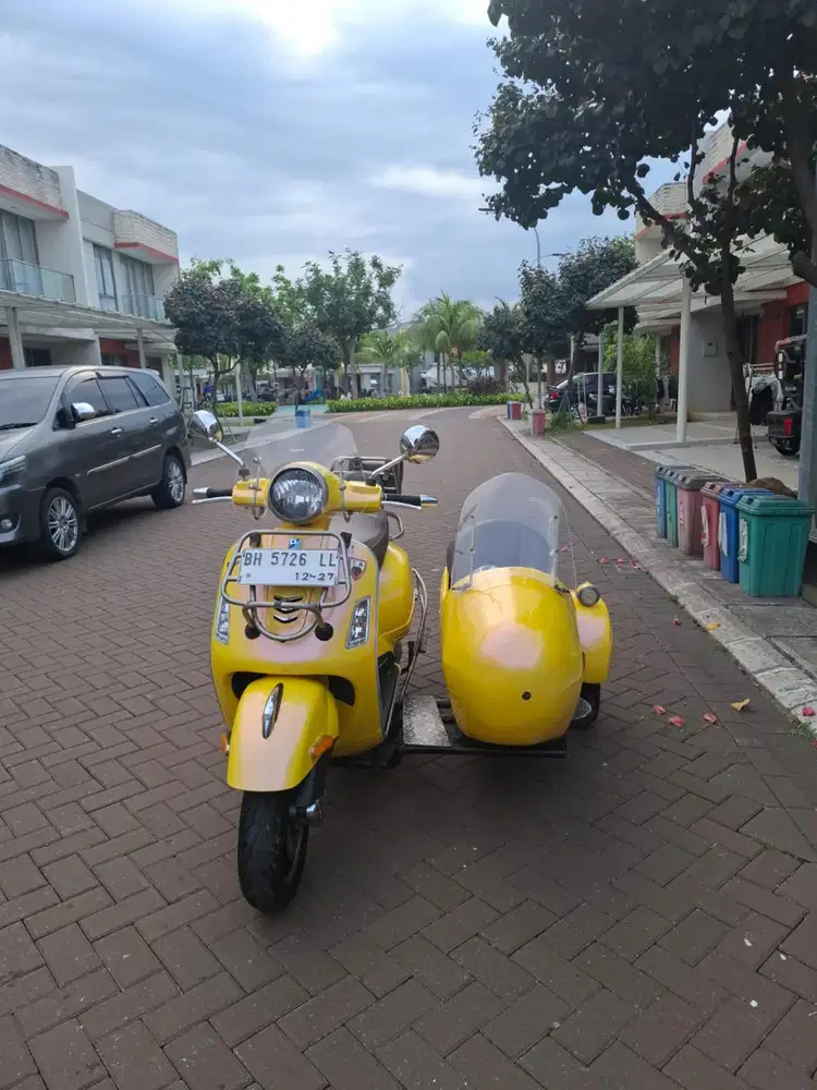 Vespa Piagio GTS 150 3 V 1 E