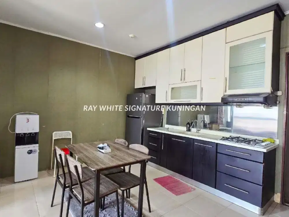 Jual Cepat! Apartemen Casablanca Mansion Lantai Tinggi 3 Bedrooms