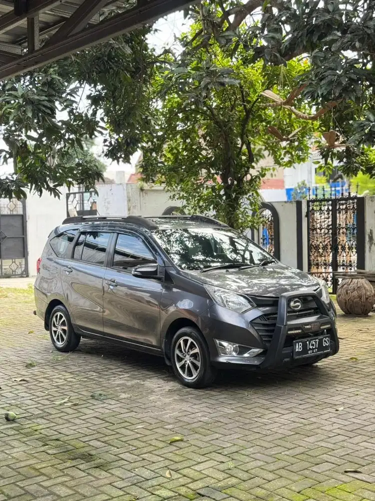 Sigra R mt 2017 pribadi