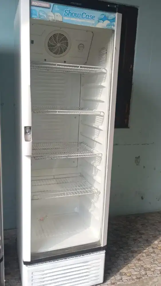 SHOWCASE 4RAK ( POLYTRON )