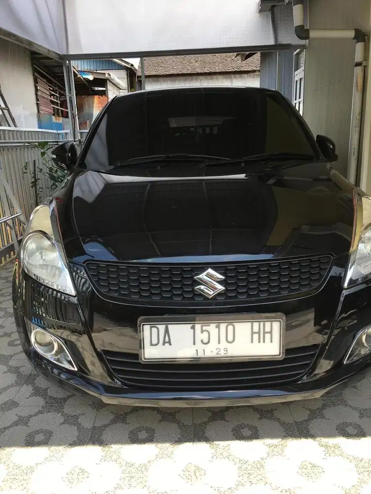 Di jual Mobil swift tahun 2014 matic tipe gx matic