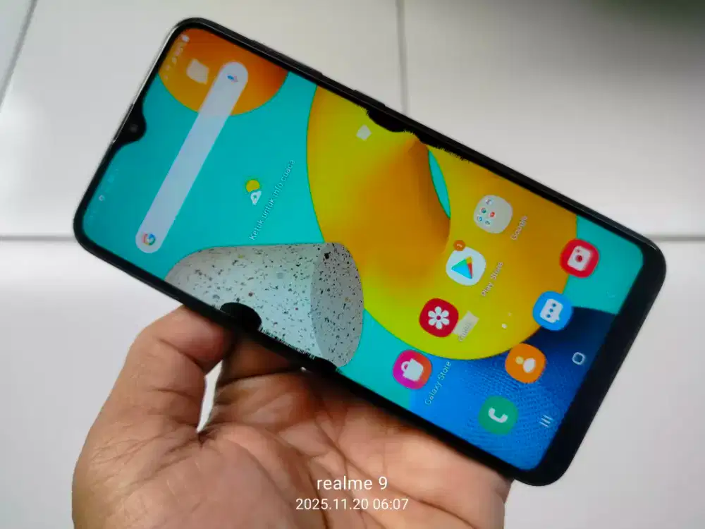 Samsung A10 4G 2/32gb minus Dent Batangan