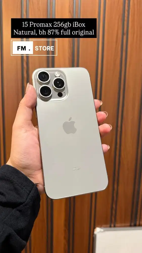 Iphone 15 Promax 256gb iBox natural like new. Tukar tambah, cod bisa