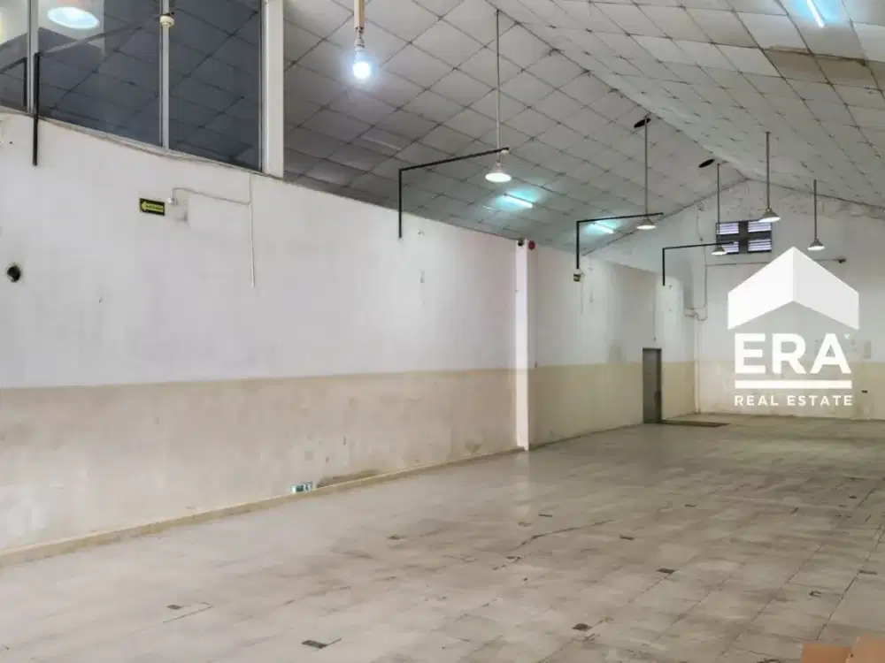 Gudang disewakan di Solo dekat Pasar Gede