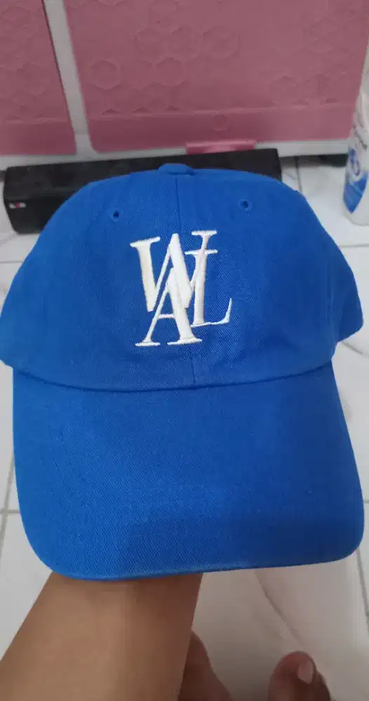 Dijual Topi merk WAL tag lengkap embos