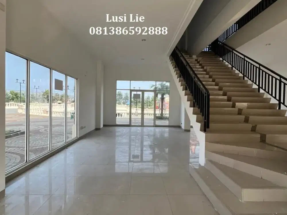 Ruko La Riviera Pik2 gandeng 2 hadap 2 muka danau