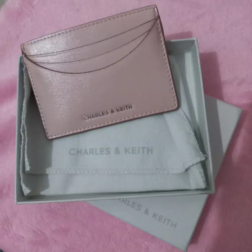 Cardholder Charles & Keith