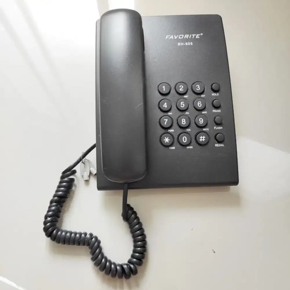 Telepon rumah kabel single line FAVORITE, seperti baru