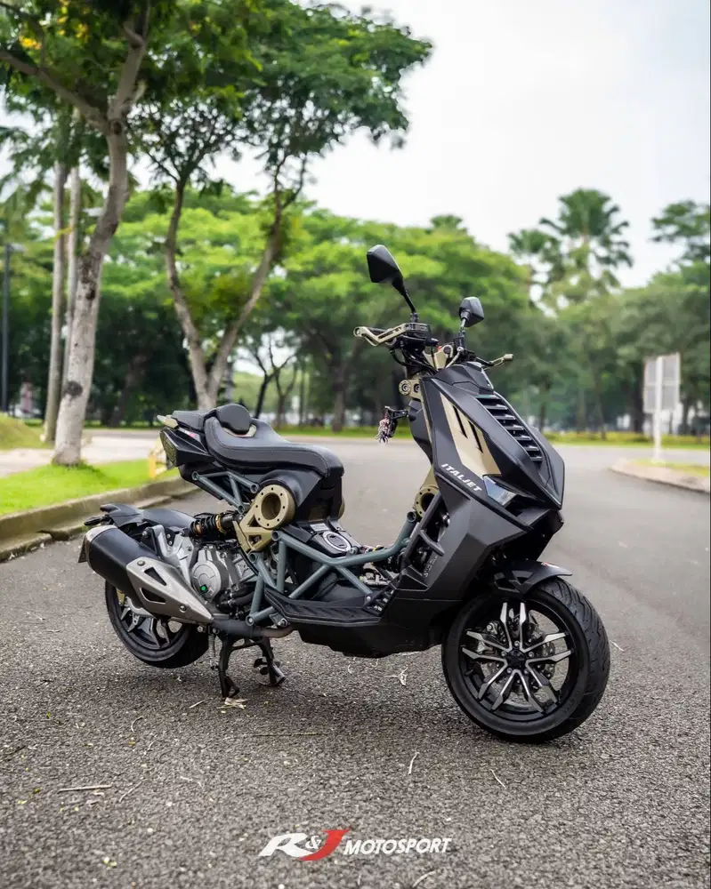 (Full Paper) Italjet Dragster 200 Nik 2022 Limited edition