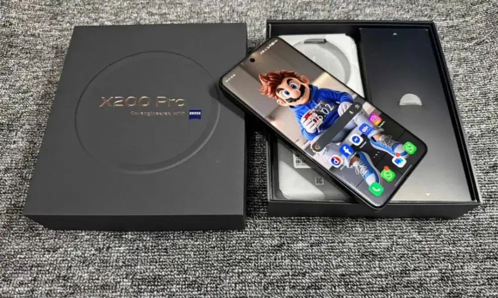 Vivo X200 Pro Black 16/512 ( Resmi ) Indonesia