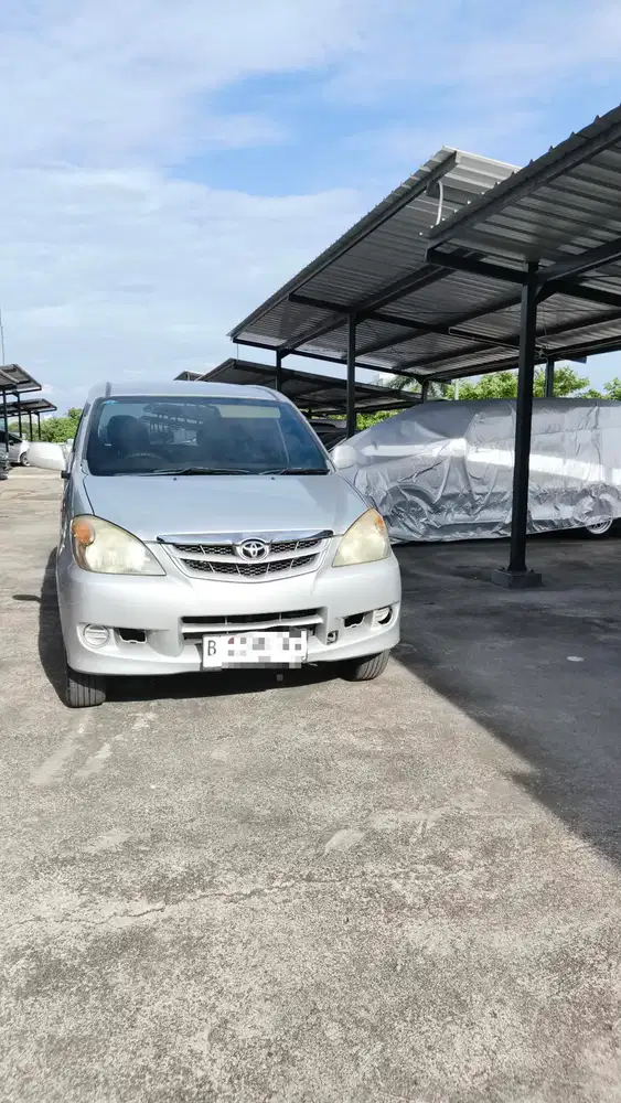 Toyota Avanza 2010 Bensin