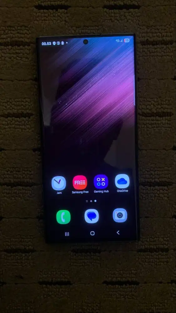 Dijual Samsung S22 Ultra 12/512 GB kondisi lecet pemakaian