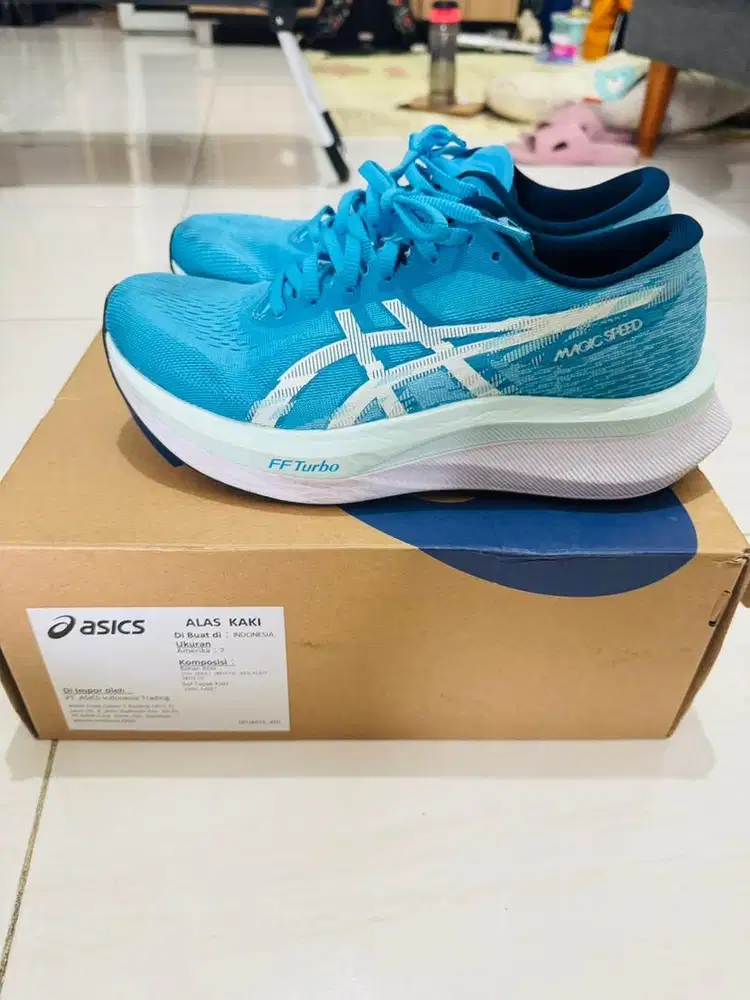 Asics Magic Speed 4