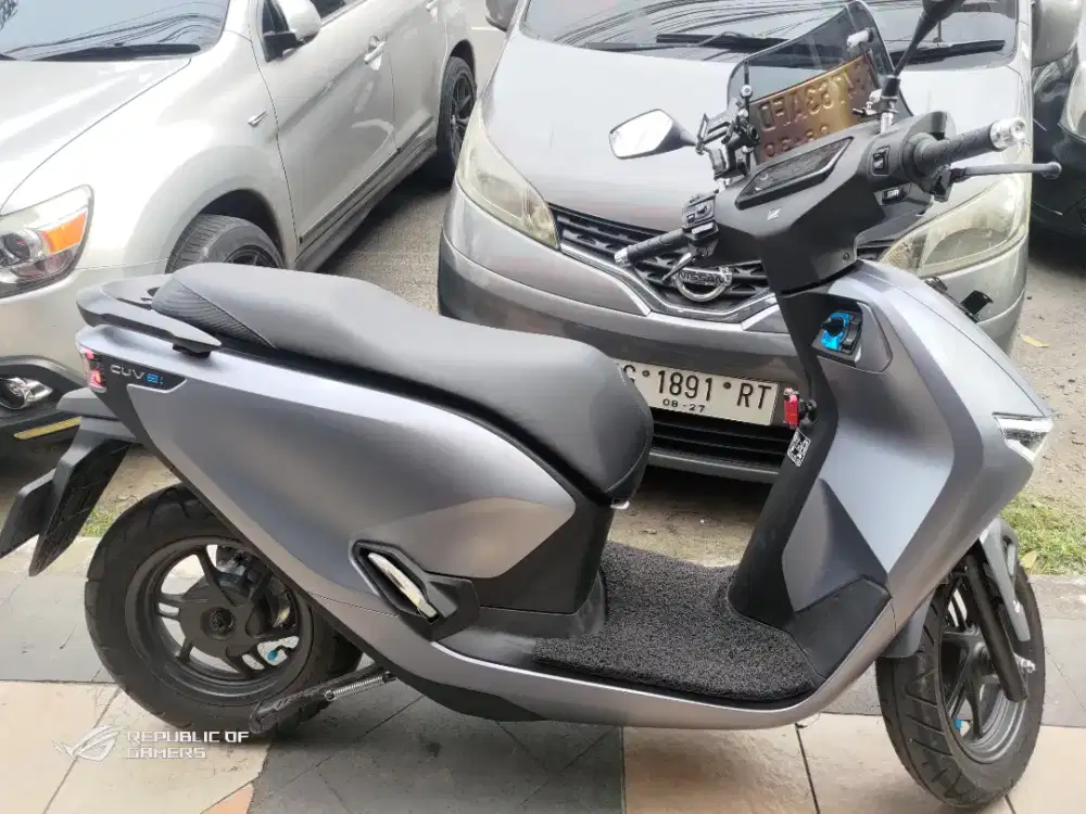 Dijual motor Honda CUV E jarang pakai