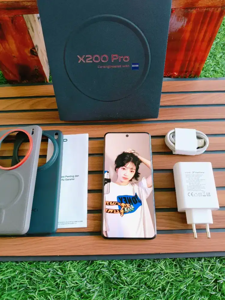 Vivo X200 Pro 5G 16/512 Mulus Fullset Ori Garansi Panjang