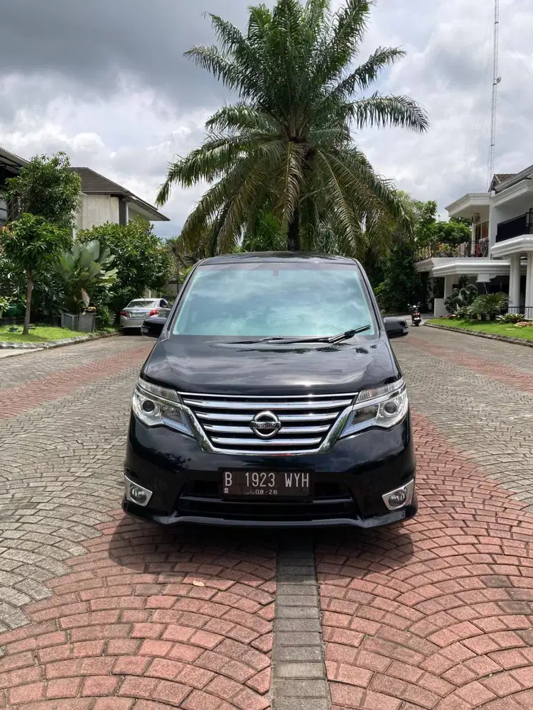 Nissan Serena HWS 2016 Matic KONDISI Istimewa DP MINIM