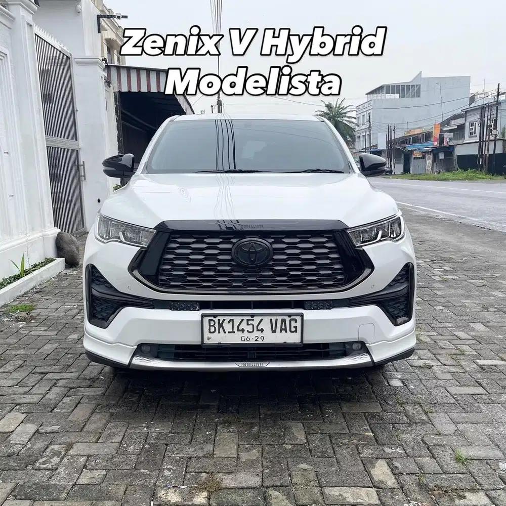 Toyota Zenix V Hybrid Modelista 2024 A/T