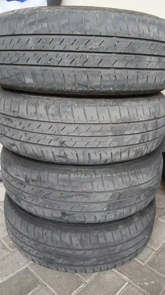 Bridgestone Ecopia 205/65 R16