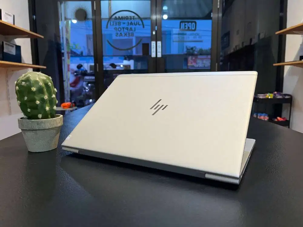 HP ELITEBOOK 830 G6/CORE i5 GEN 8