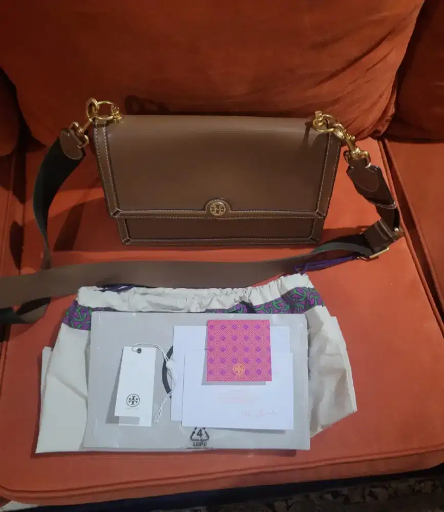 Tory burch kulit warna coklat