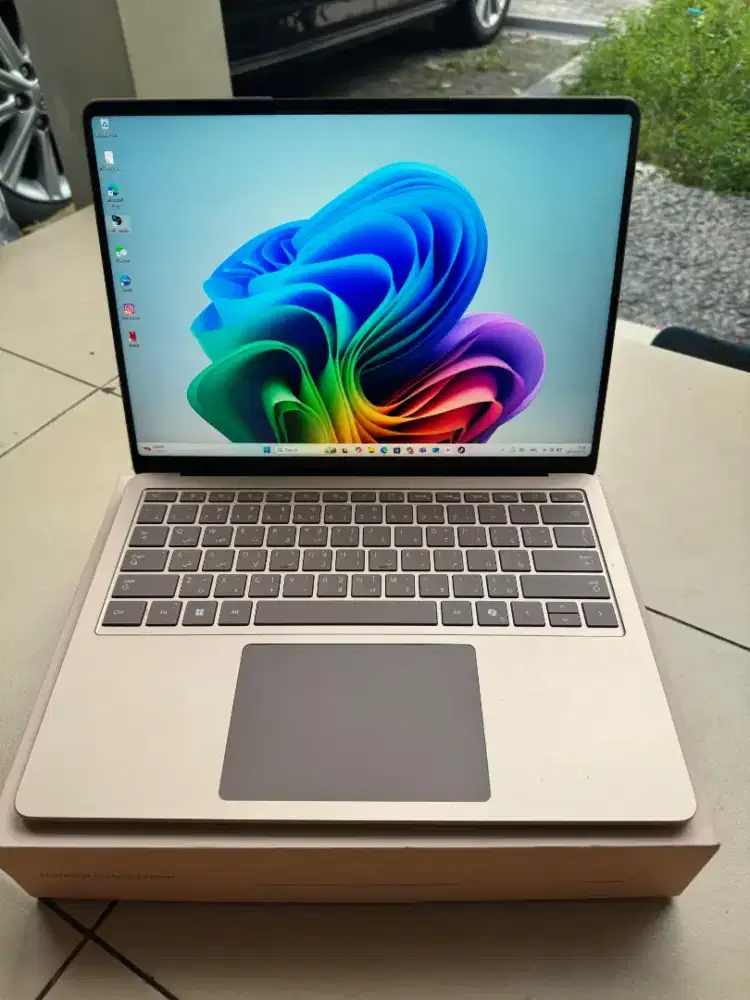 DIJUAL LIKE NEW LAPTOP MICROSOFT SURFACE X DRAGON ELITE 512 GB