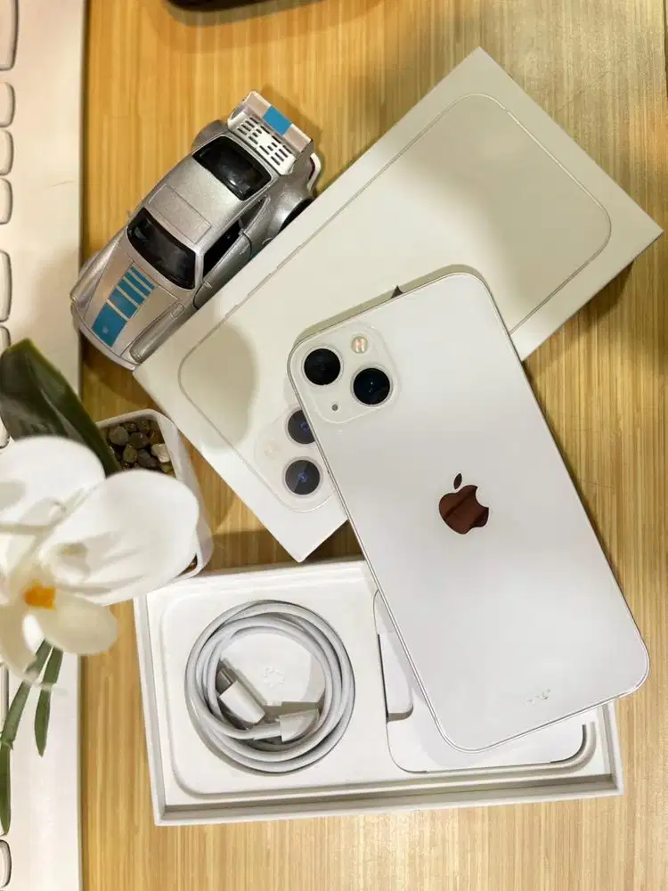 Iphone 13 128gb starlight like new ibox