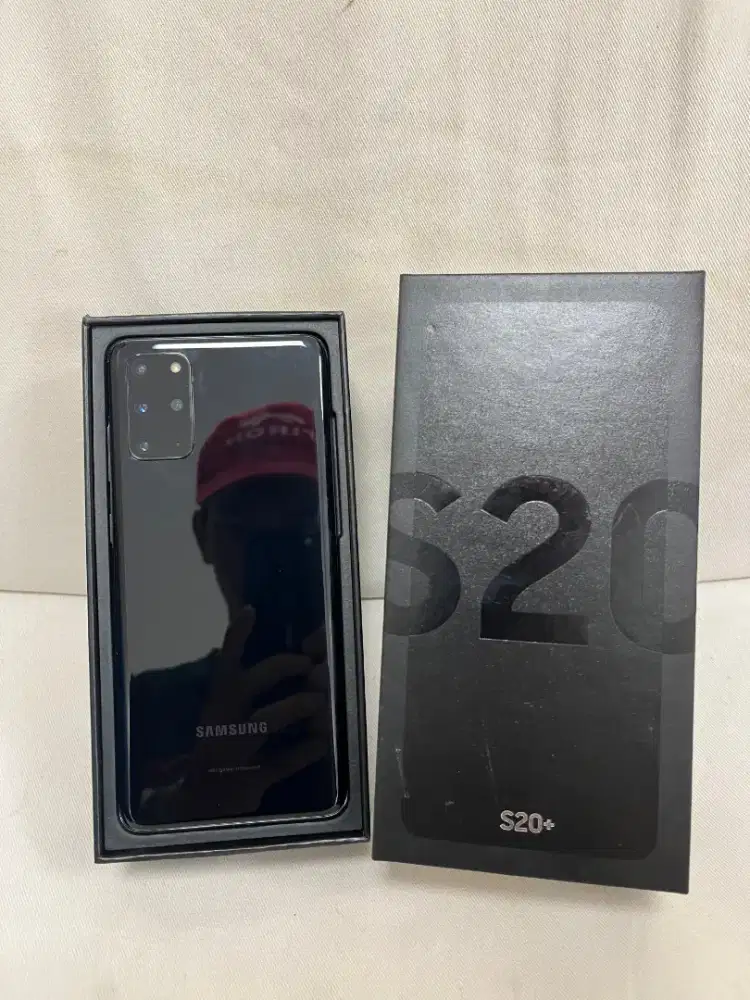 samsung s20 plus 8/128GB