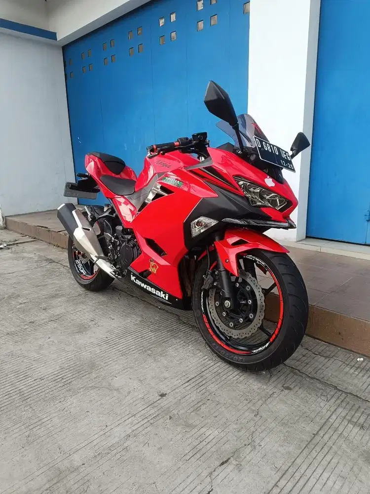 Ninja 250 tahun 2019