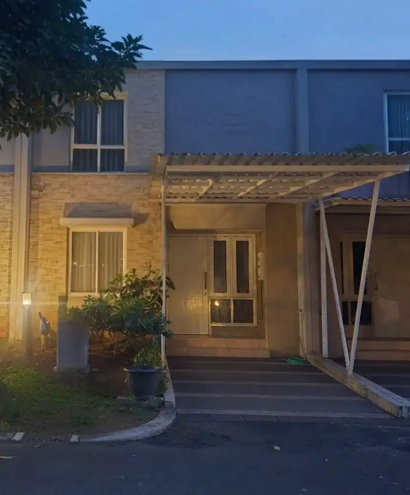 Disewakan rumah 2lantai siap huni Gading Serpong