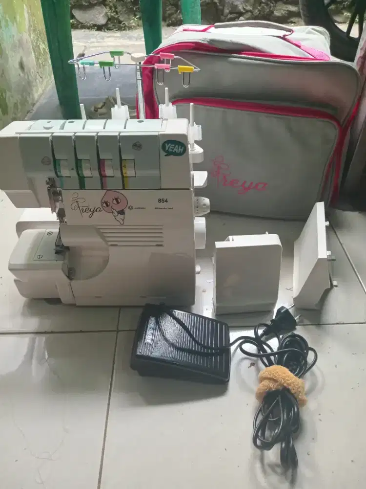 Mesin Obras Freya Mulus