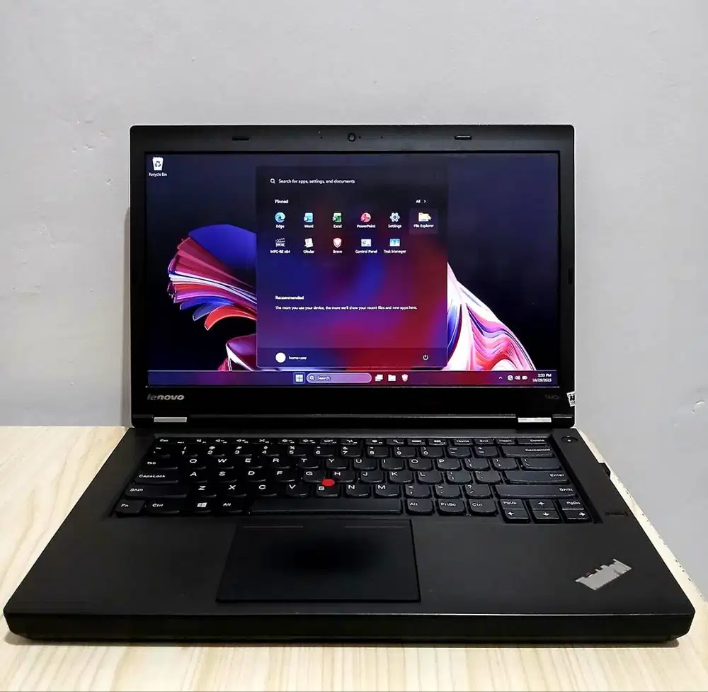 Thinkpad T440p | 12GB RAM | Intel i5-4300M | Windows 11 | Lenovo