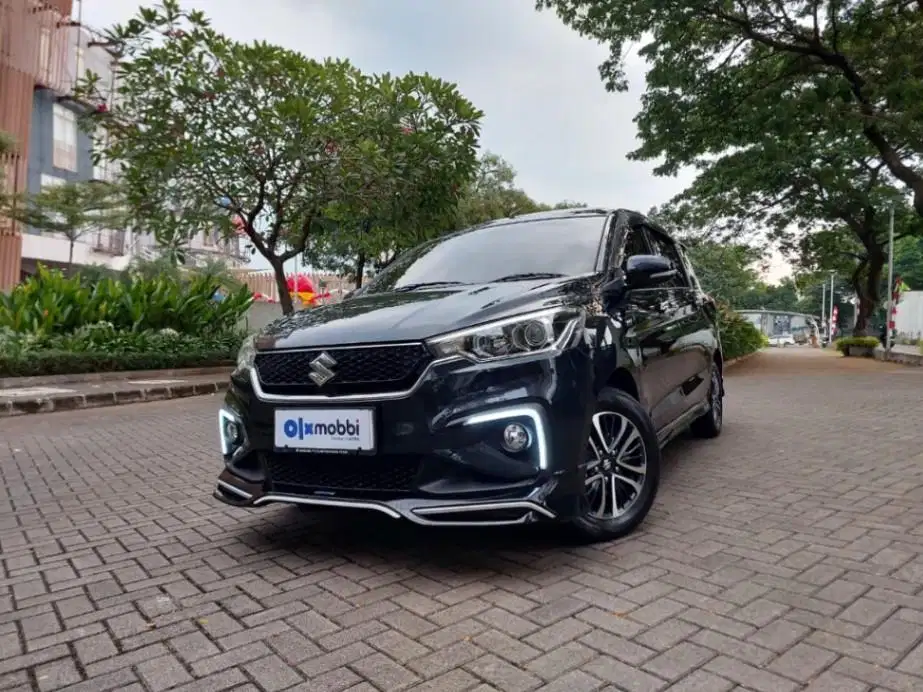 DP 5% Suzuki Ertiga 1.5 SS Hybrid-MT 2023 KIN